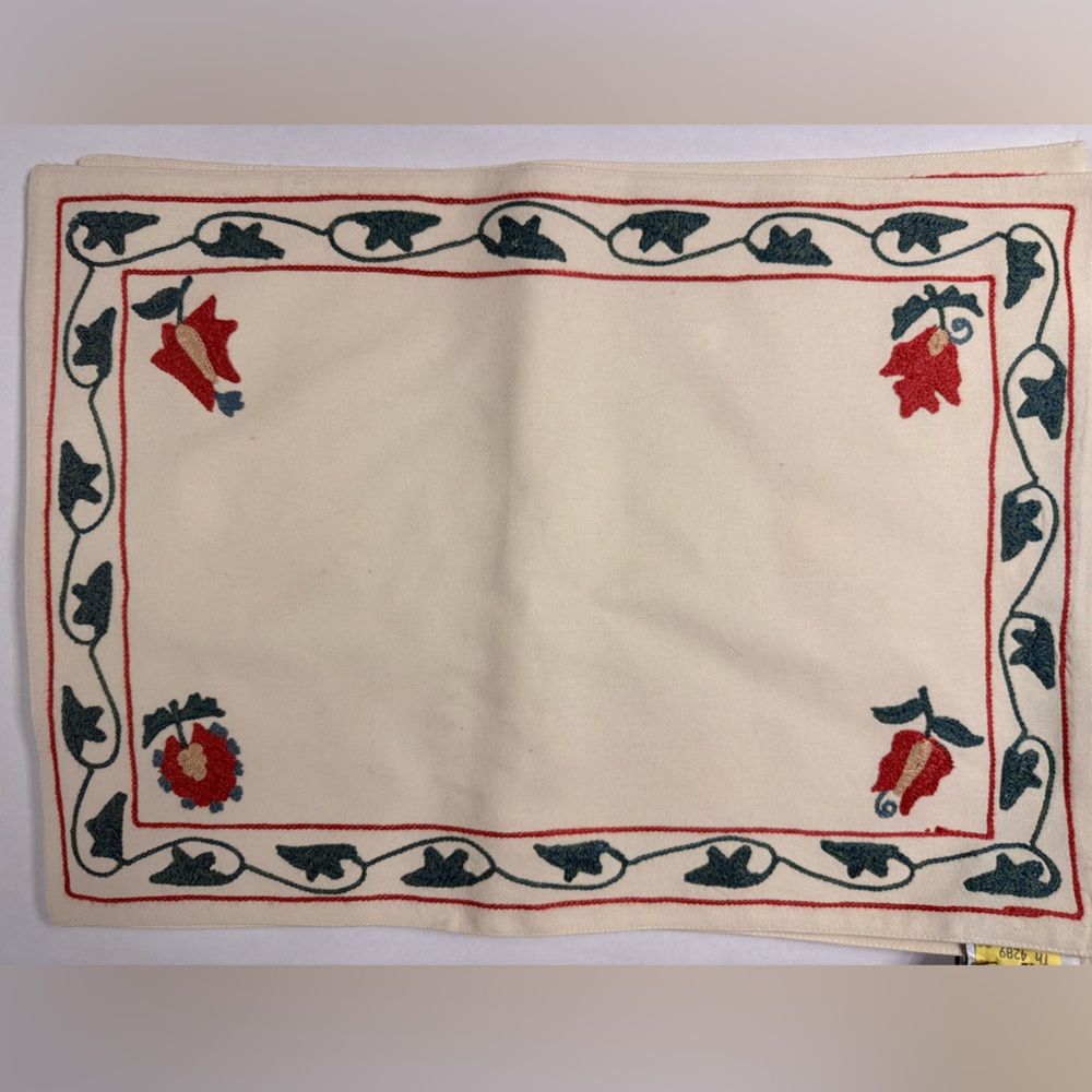 Williams Sonoma Cream and Red Floral Placemat